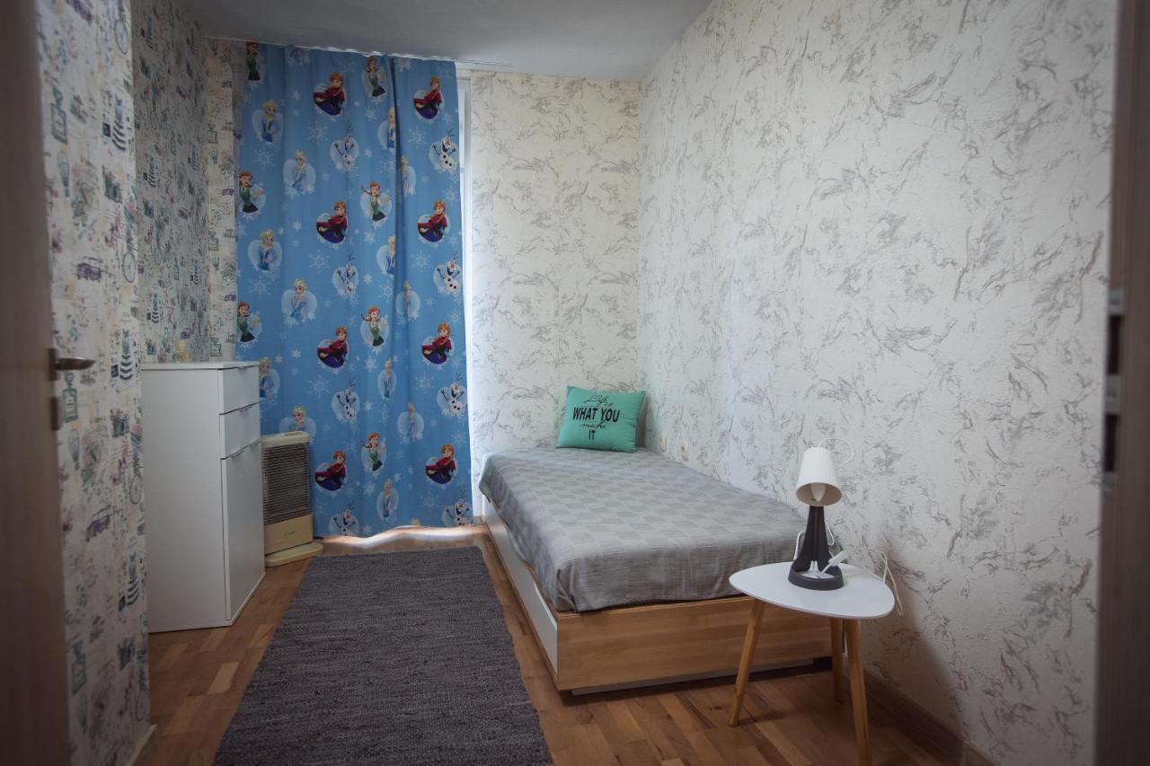 Jasmin 2 Daire Eski Zağra Dış mekan fotoğraf